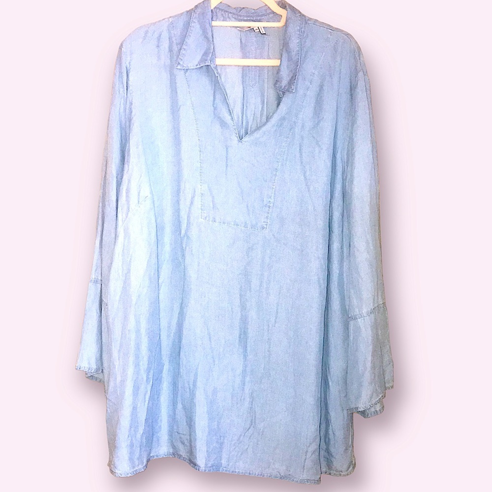 Light denim tunic​